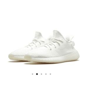 YEEZY BOOST 350 V2 TRIPLE WHITE